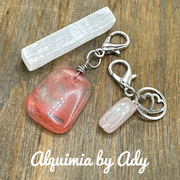 Pink and Cherry Quartz silver key card holder keychain good luck amulet - Picture 1 of 1